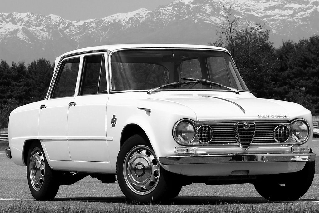 Alfa Romeo Giulia I (105) 1962 - 1978 Sedan #1