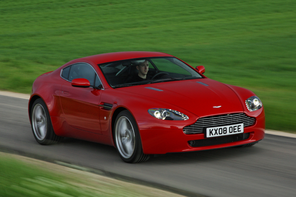 Aston Martin V8 Vantage III Restyling 2008 - now Coupe #7