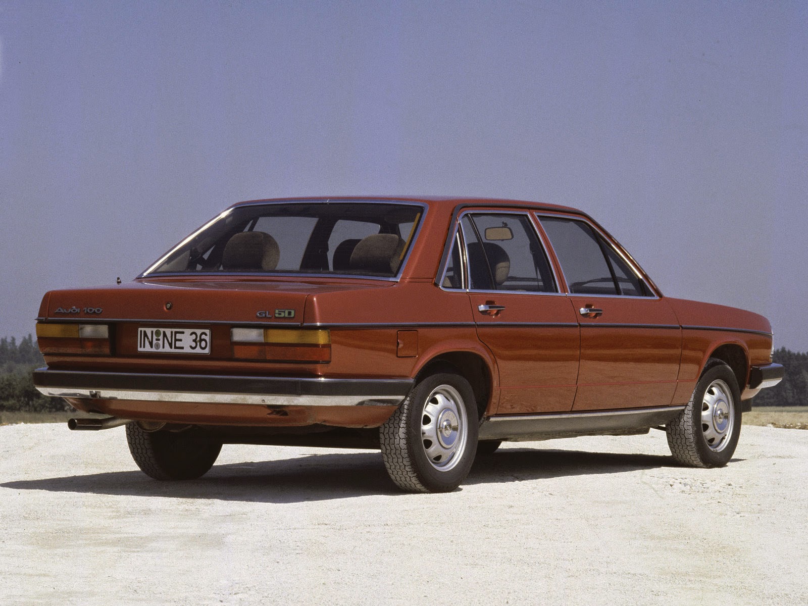Audi 200 I (C2) 1979 - 1982 Sedan #2