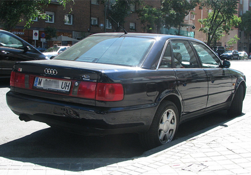 Audi S6 I (C4) 1994 - 1997 Station wagon 5 door #1