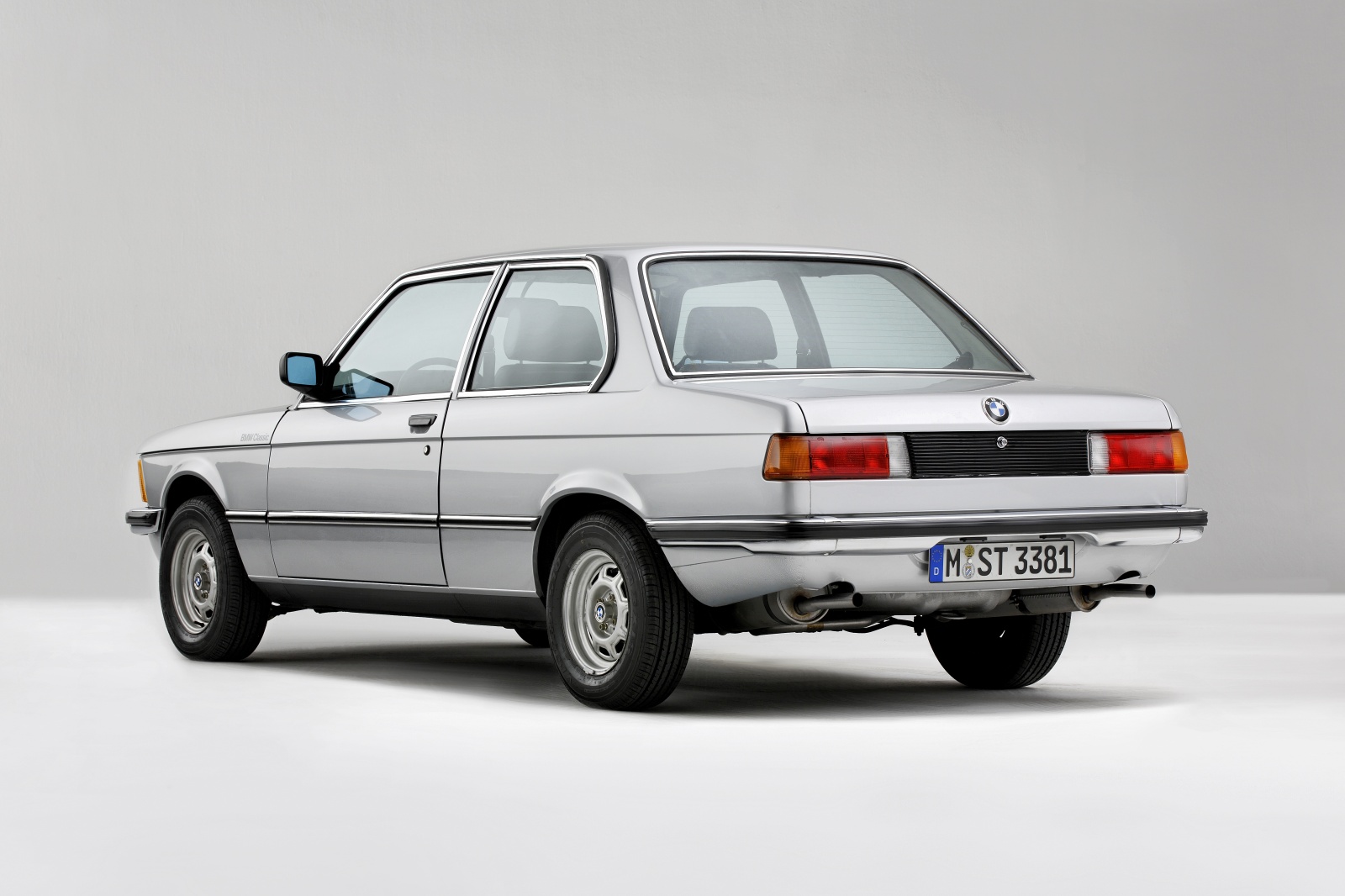 BMW 3 Series I (E21) 1975 - 1983 Sedan 2 door #4