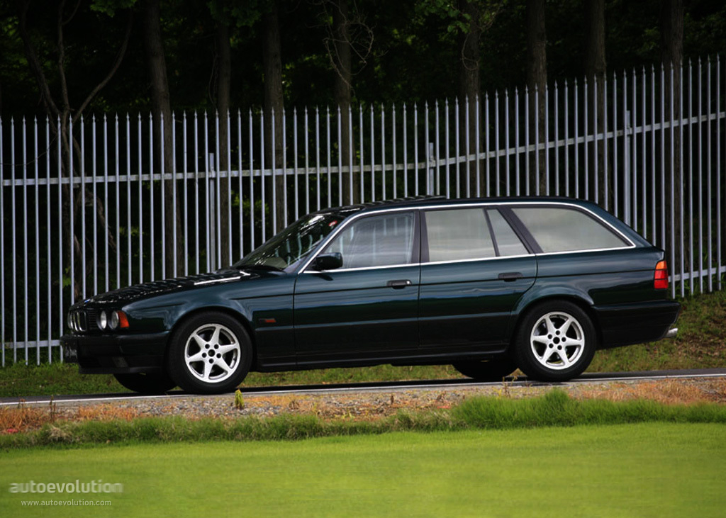 BMW 5 Series III (E34) 1988 - 1996 Sedan #4