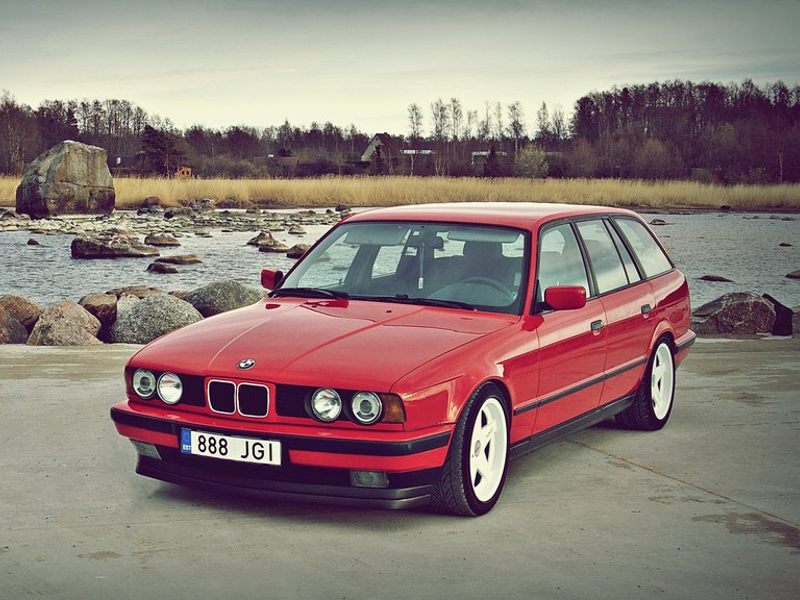 BMW 5 Series III (E34) 1988 - 1996 Sedan #1
