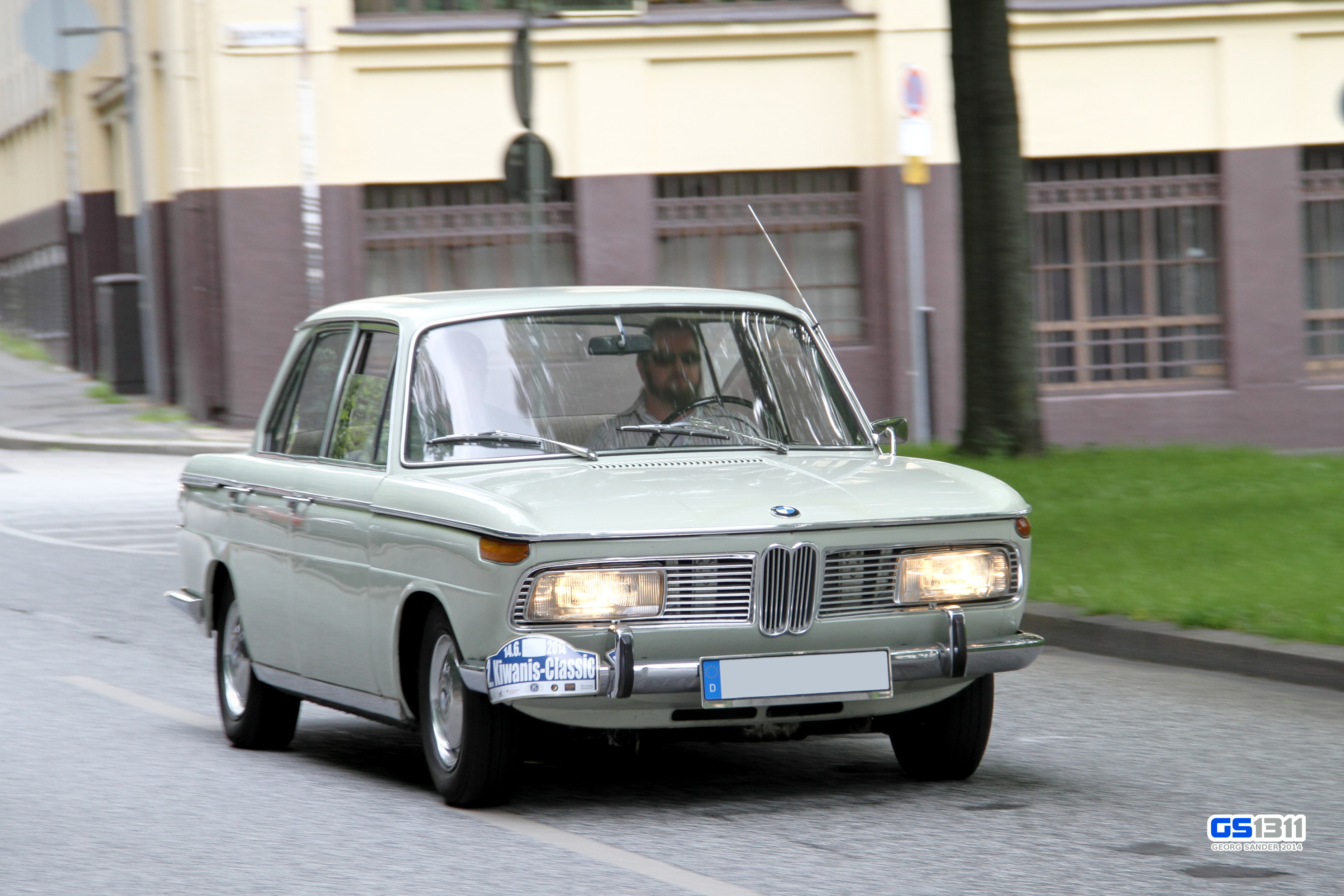 BMW New Class 2000 1966 - 1972 Sedan #2