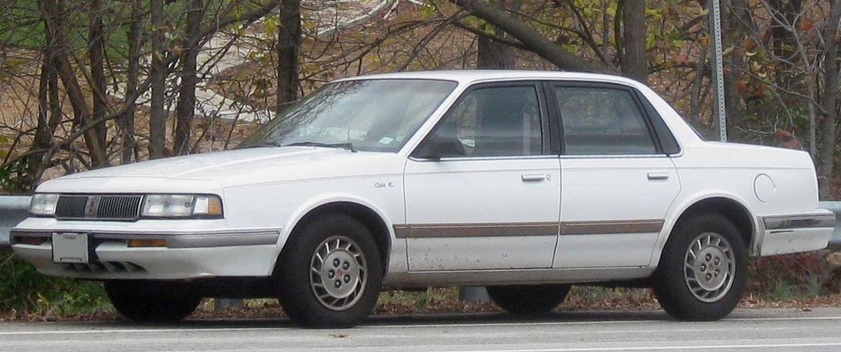 Oldsmobile Cutlass Ciera 1981 - 1996 Sedan #8