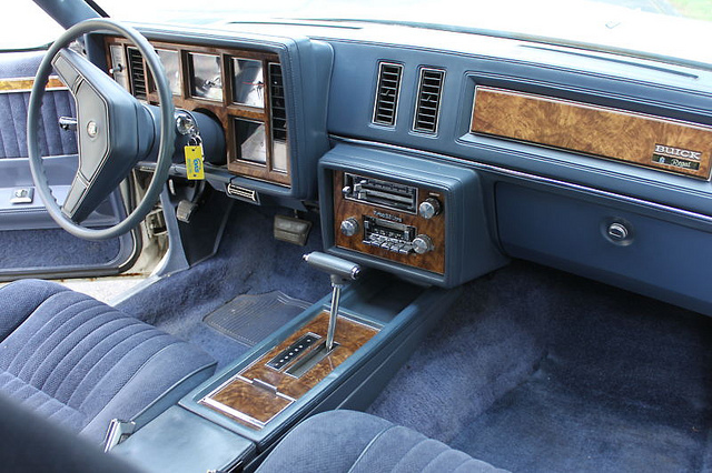 Buick Regal II 1978 - 1987 Sedan #8