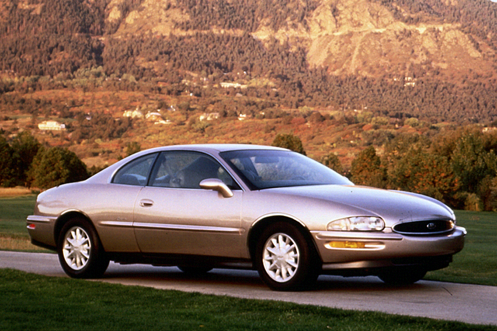 Buick Riviera VIII 1995 - 1999 Coupe #5