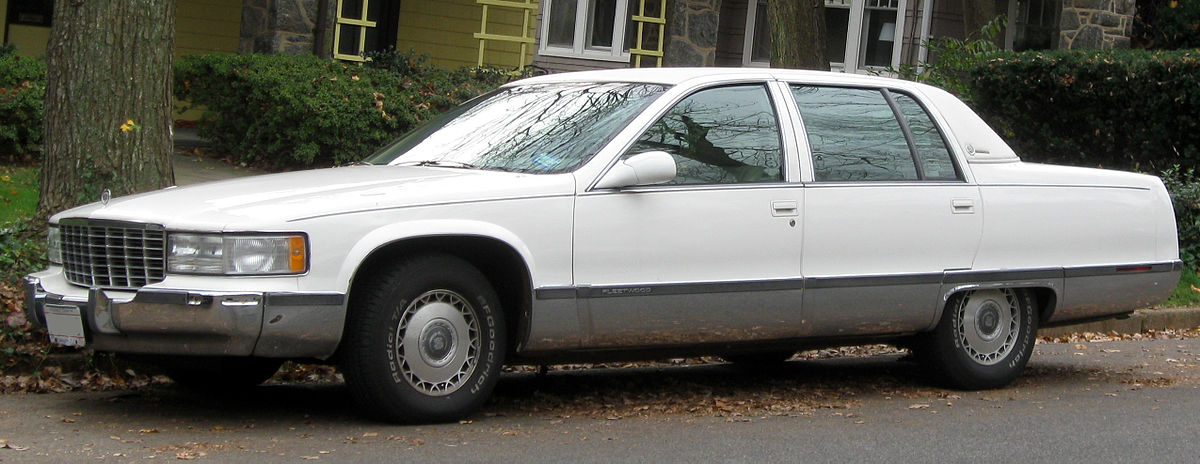 Cadillac DeVille VII 1994 - 1999 Sedan #2