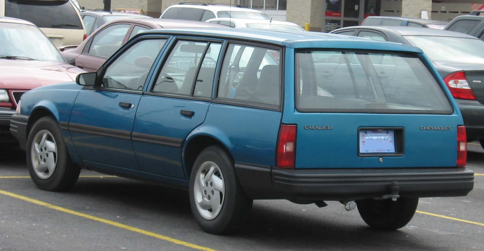 Chevrolet Cavalier I 1982 - 1987 Sedan #1