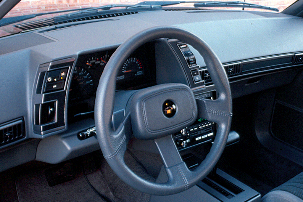Chevrolet Cavalier II 1988 - 1994 Sedan #6