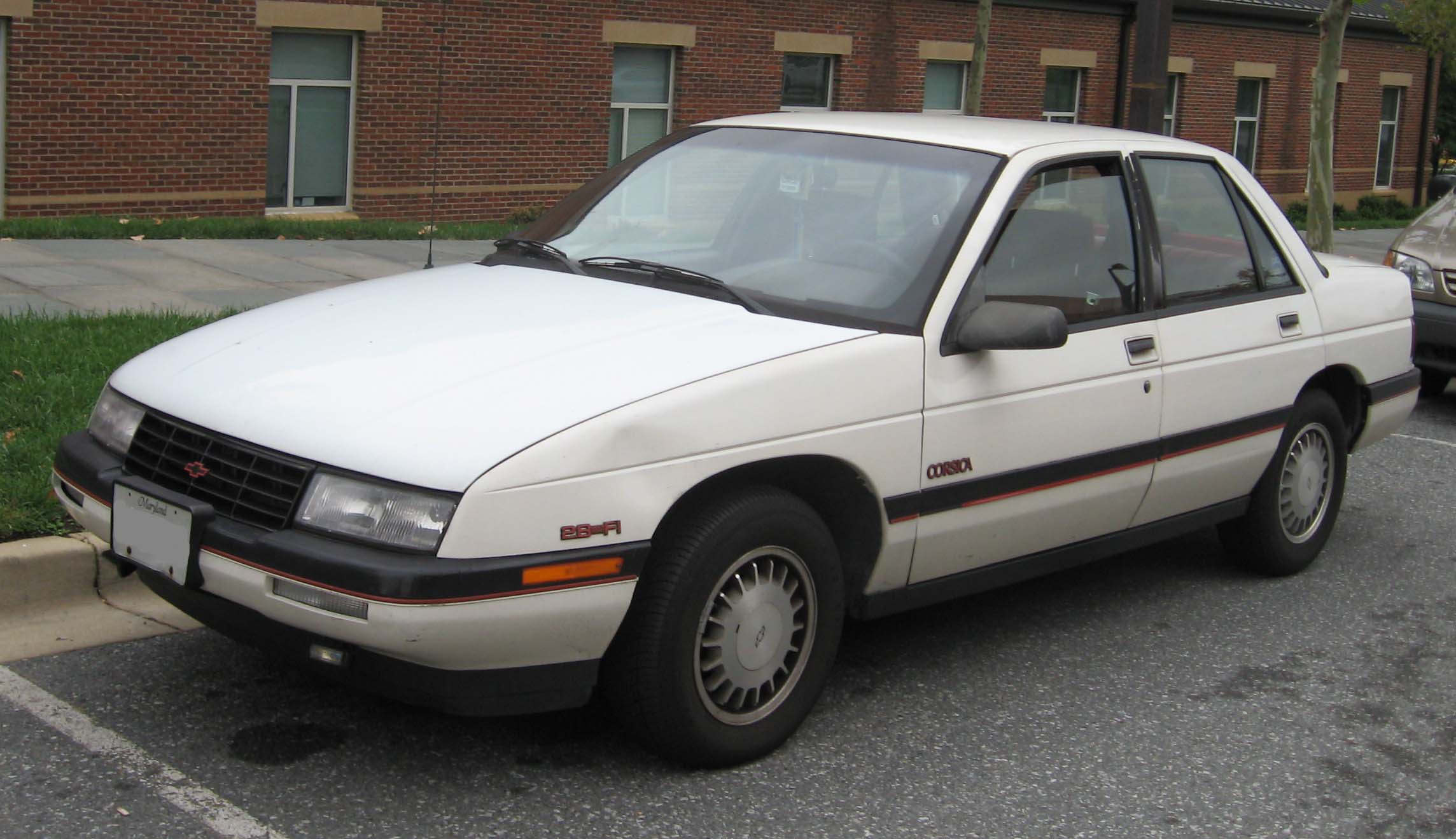 Chevrolet Corsica 1987 - 1996 Sedan #4