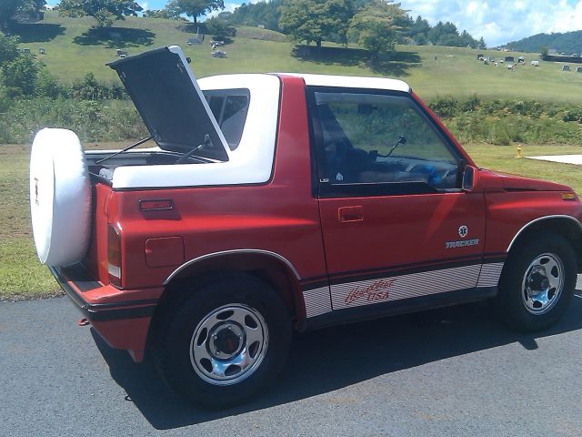 Chevrolet Tracker I 1989 - 1998 SUV #4