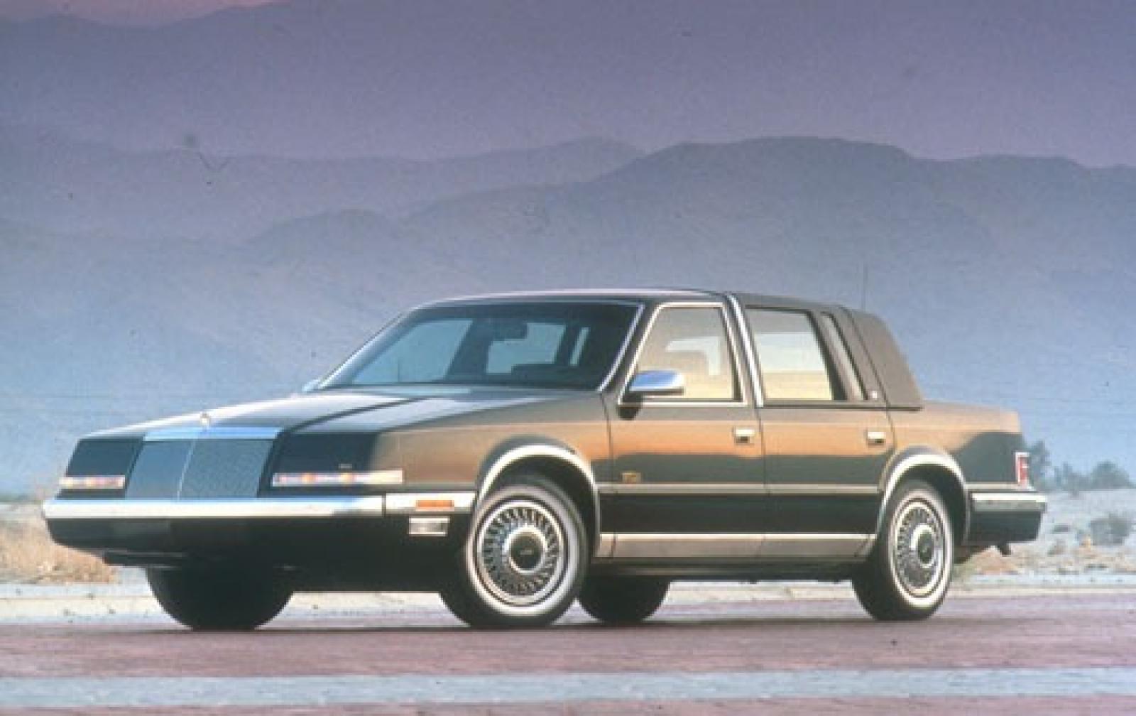 Chrysler Imperial VII 1990 - 1993 Sedan #6