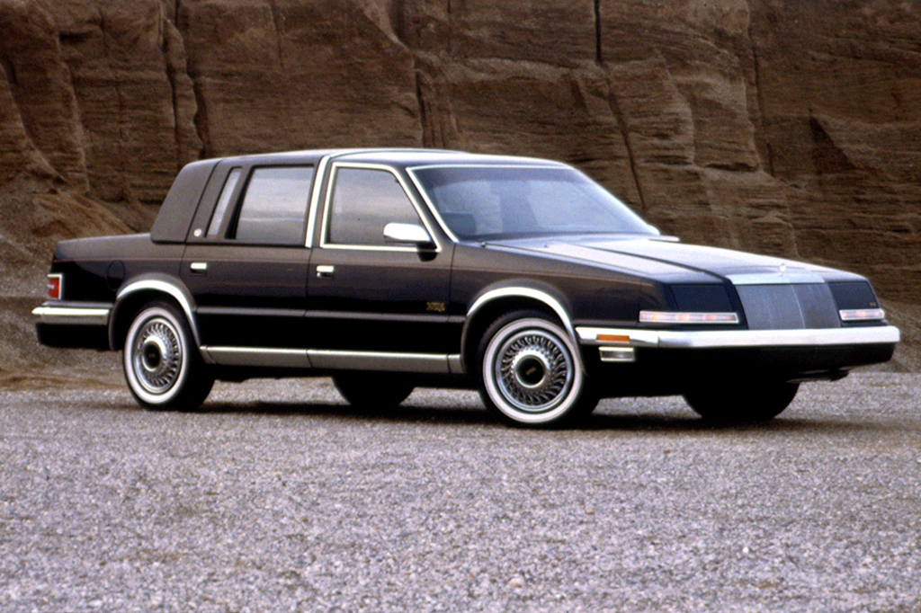 Chrysler Fifth Avenue II 1990 - 1993 Sedan #2