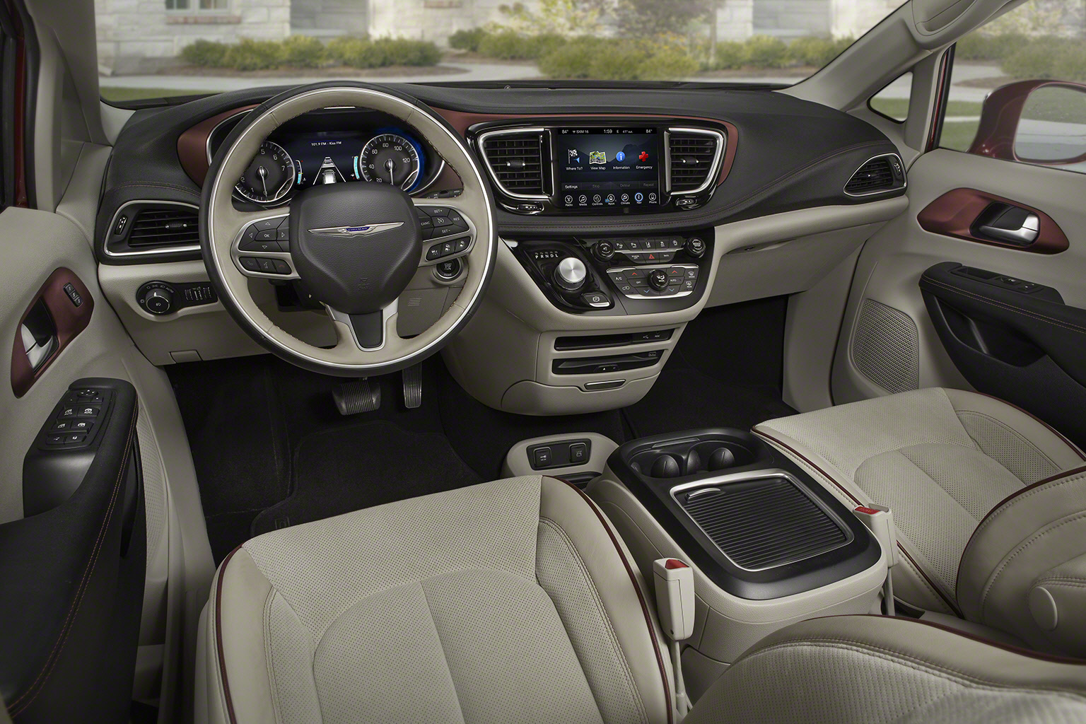Chrysler Pacifica RU 2016 - now Minivan #3
