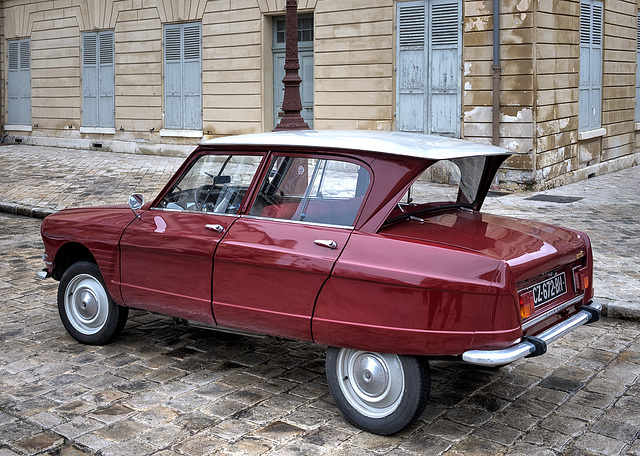 Citroen AMI 1961 - 1978 Sedan #1
