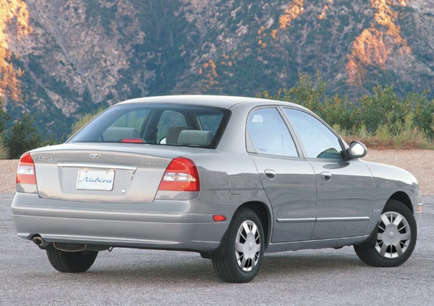 Daewoo Evanda 2002 - 2004 Sedan #1