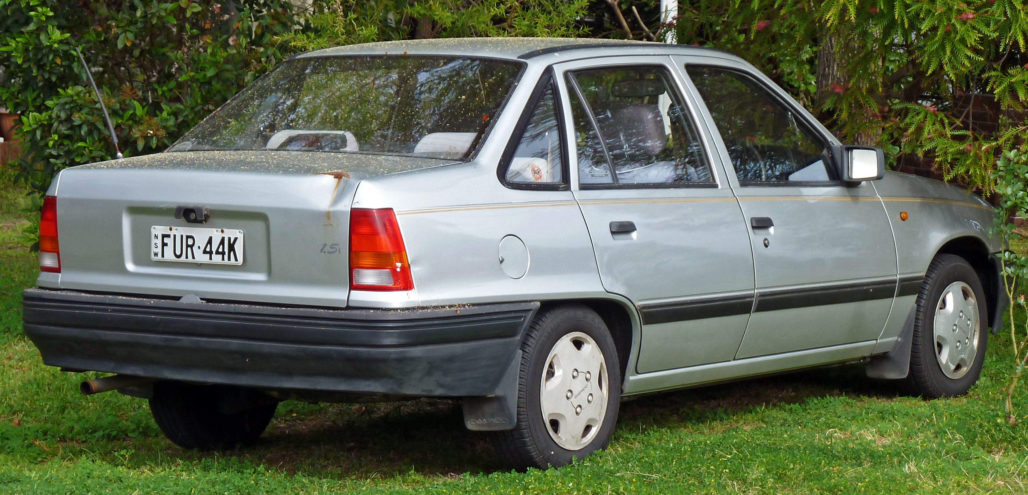 Daewoo LeMans 1986 - 1994 Sedan #4