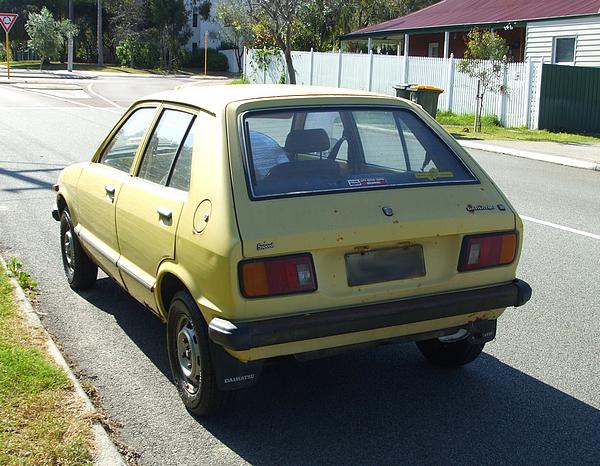 Daihatsu Charade I 1977 - 1983 Hatchback 3 door #4