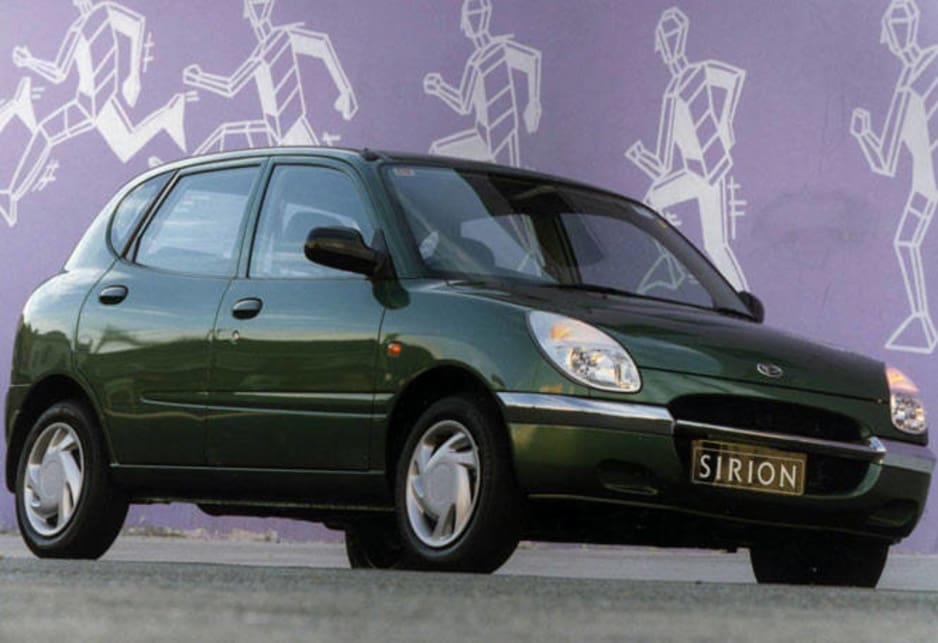 Daihatsu Sirion I (M1) 1998 - 2004 Hatchback 5 door #4