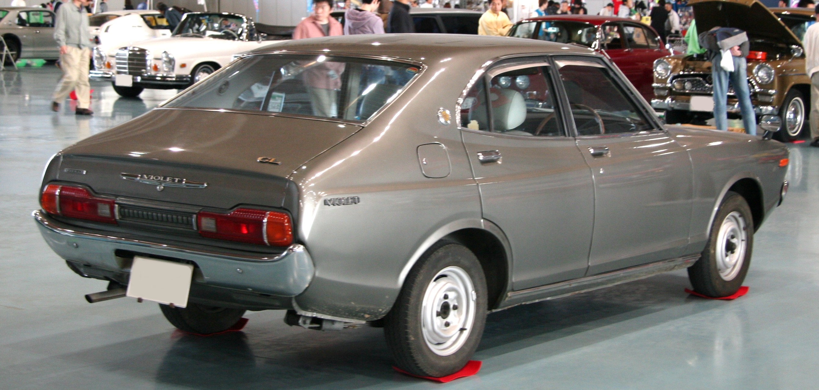 Datsun Violet 710 1973 - 1979 Sedan 2 door #7