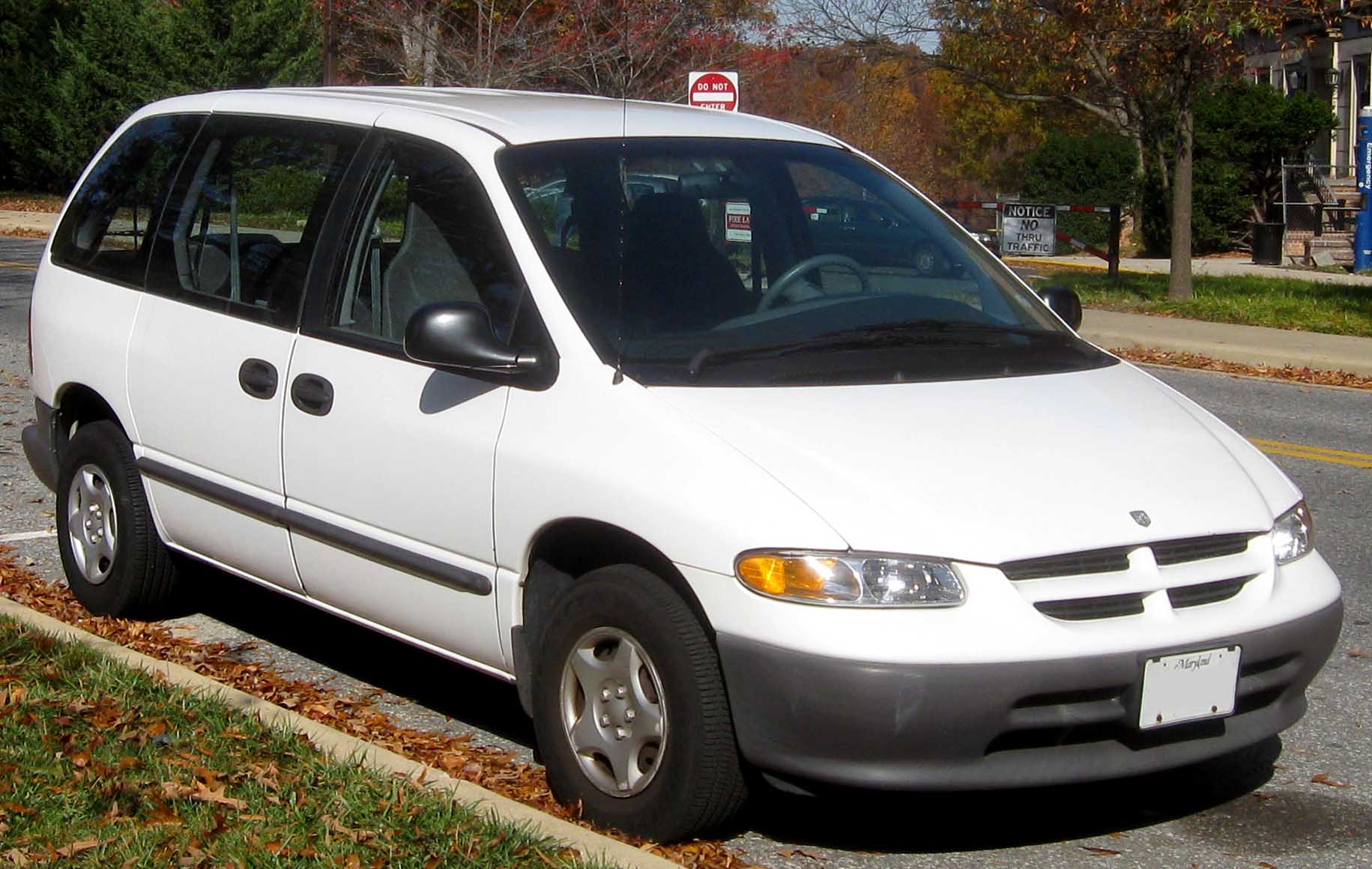 Dodge Caravan III 1995 - 2000 Minivan #6