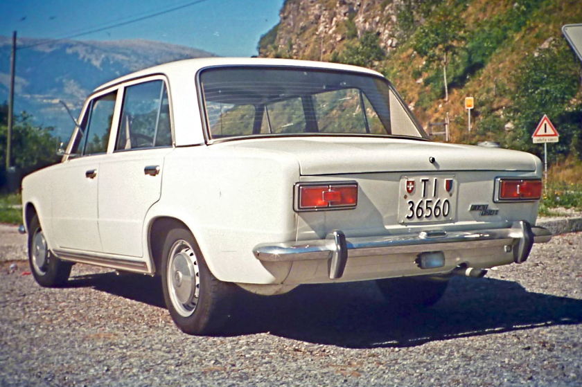Tofas Murat 124 1966 - 1974 Sedan #4
