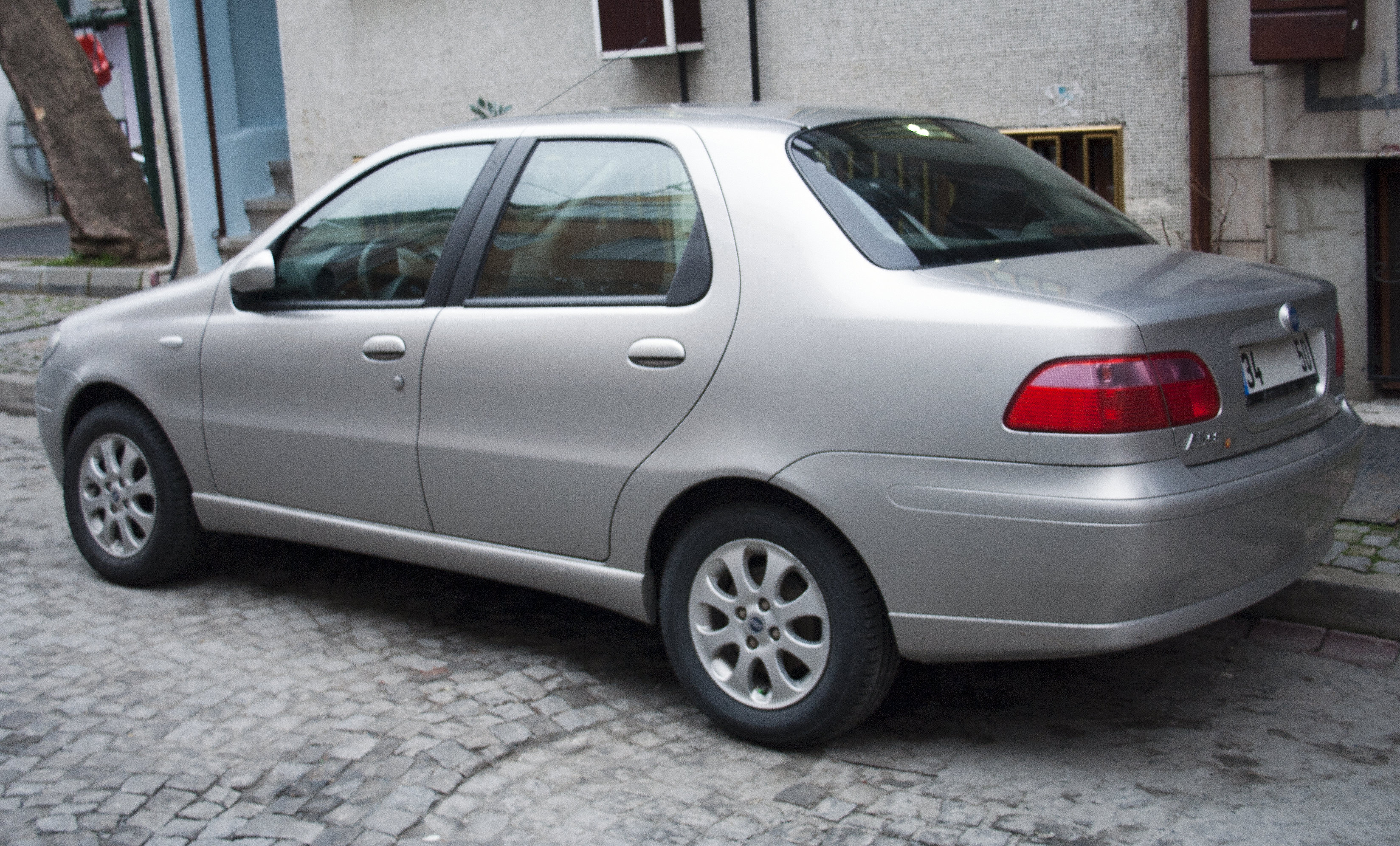Fiat Albea I 2002 - 2005 Sedan #2