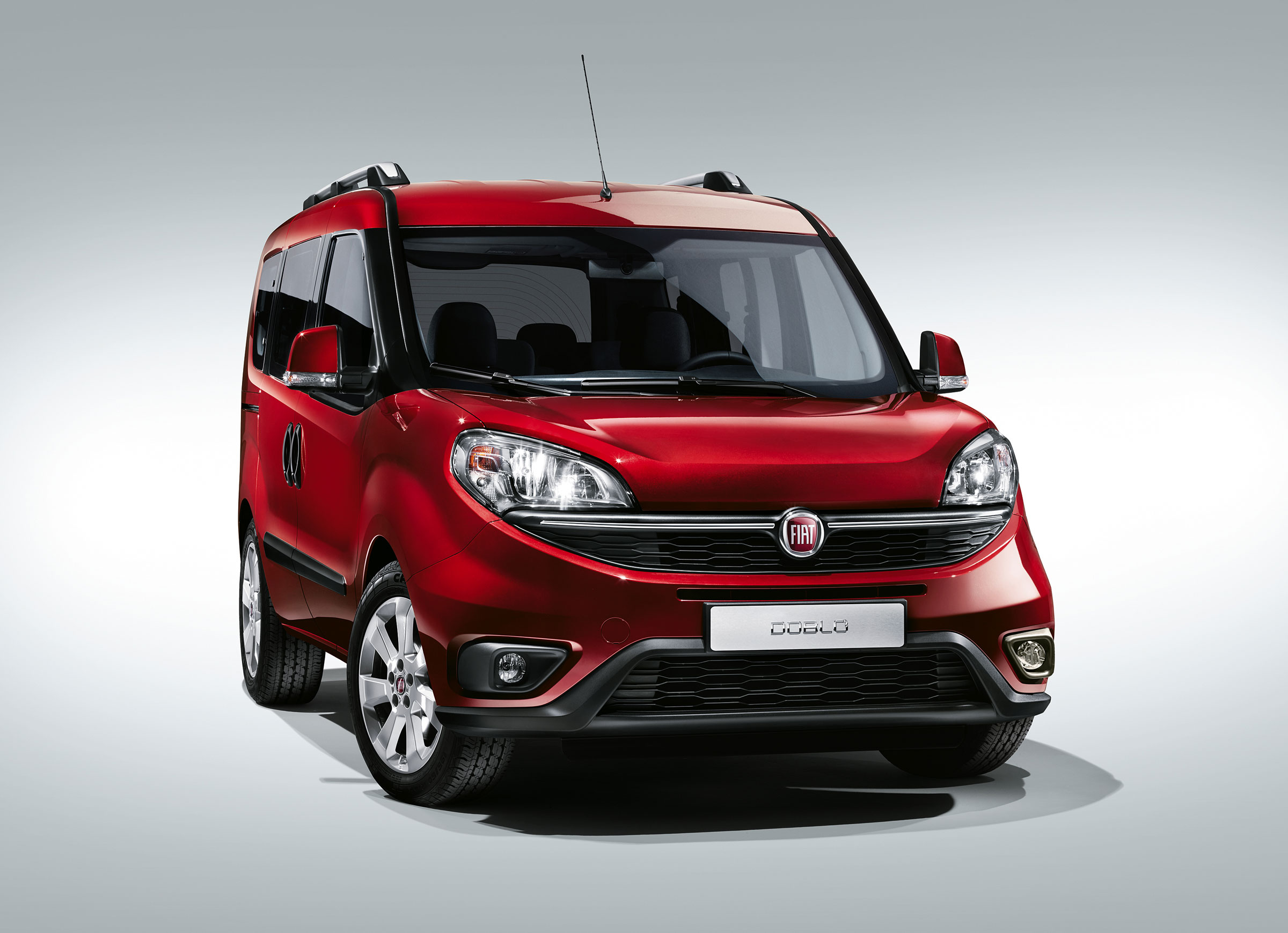 Fiat Doblo II Restyling 2015 - now Compact MPV #2