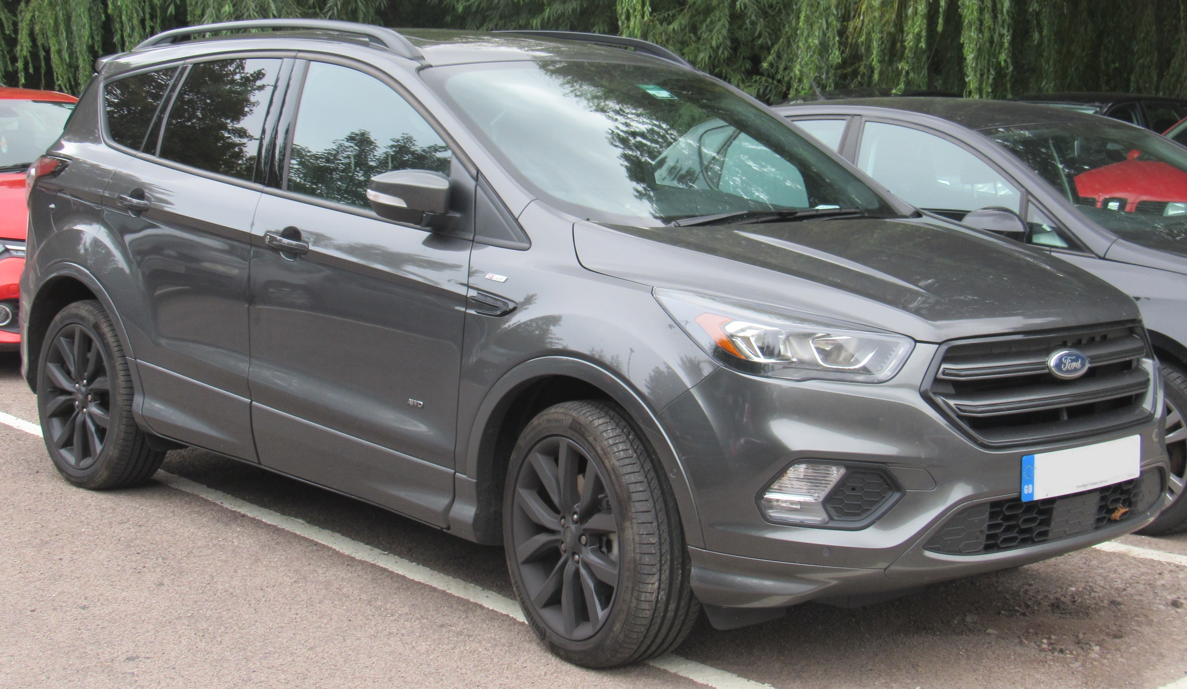 Ford Kuga II Restyling 2016 - now SUV 5 door #1