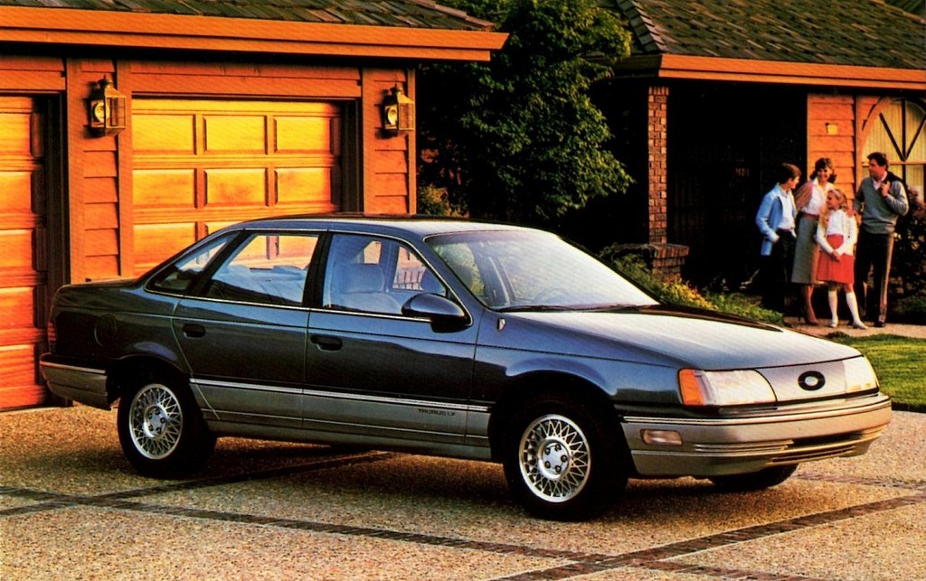 Ford Taurus I 1985 - 1991 Sedan #4