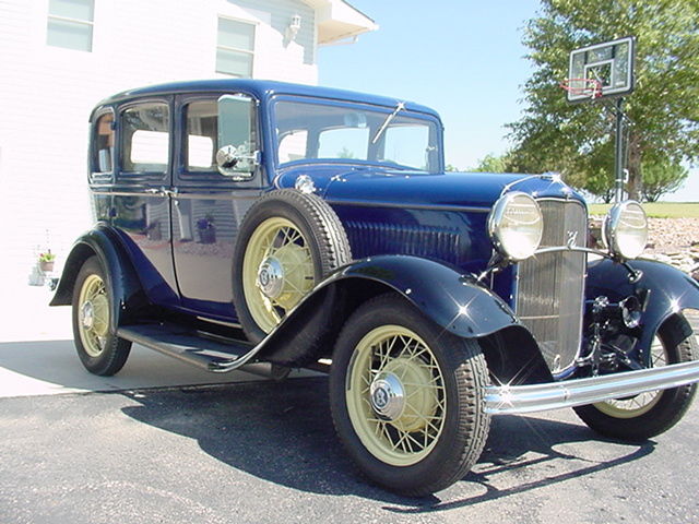 Ford V8 1932 - 1932 Sedan #4