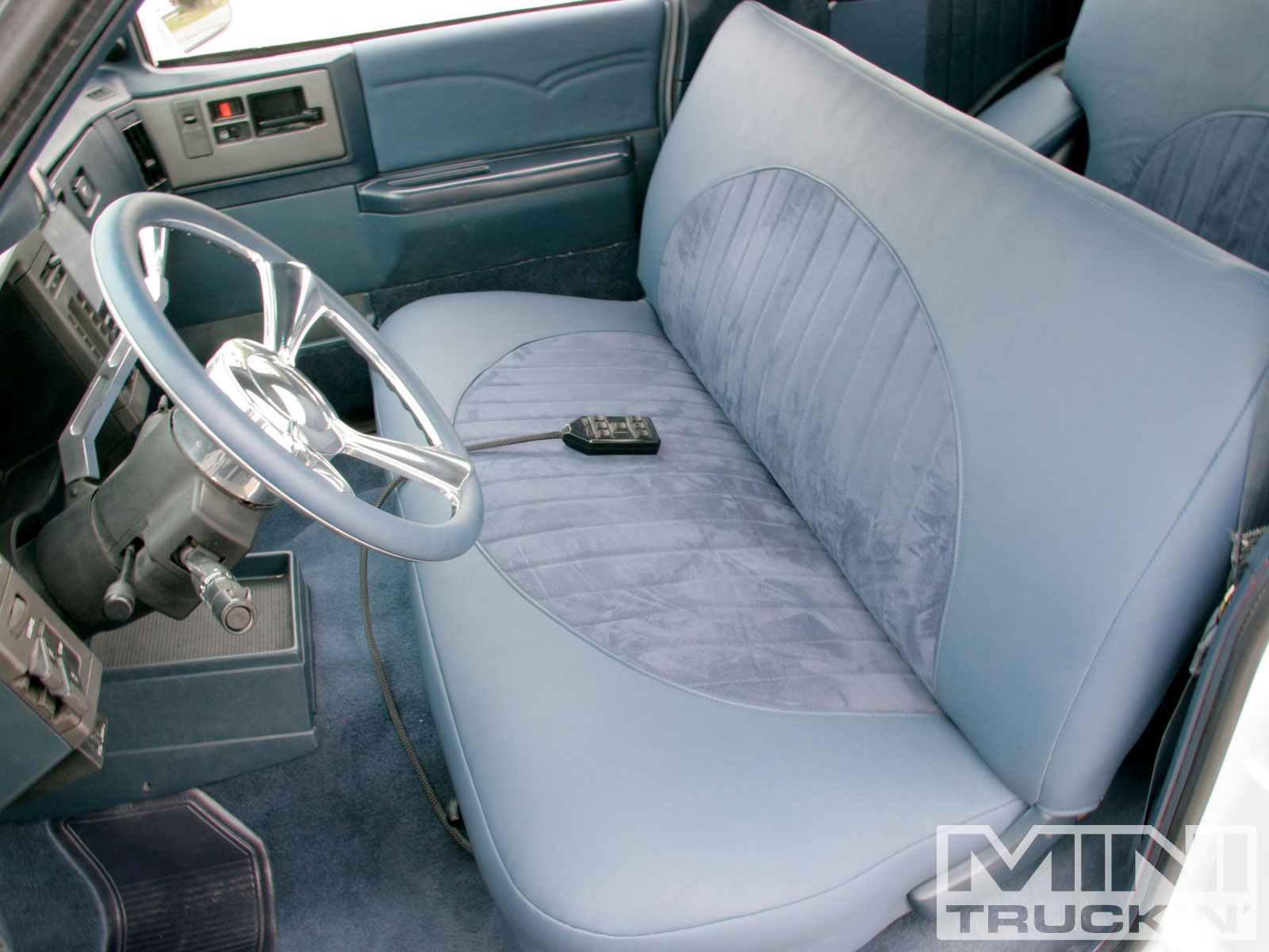 GMC Jimmy 1991 - 2005 SUV 3 door #2