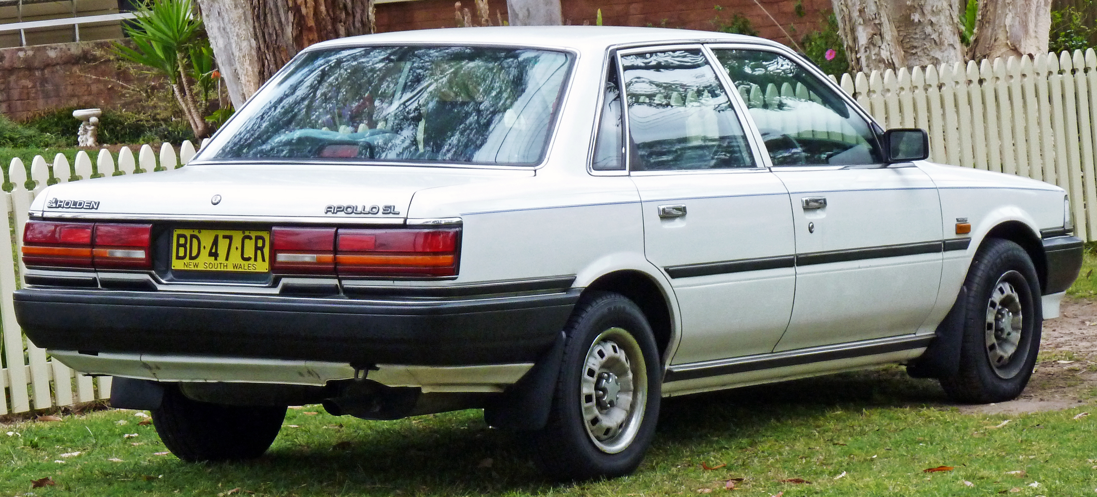 Holden Apollo 1991 - 1996 Station wagon 5 door #6