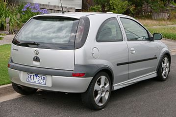 Holden Barina IV (XC) 2001 - 2005 Hatchback 5 door #4