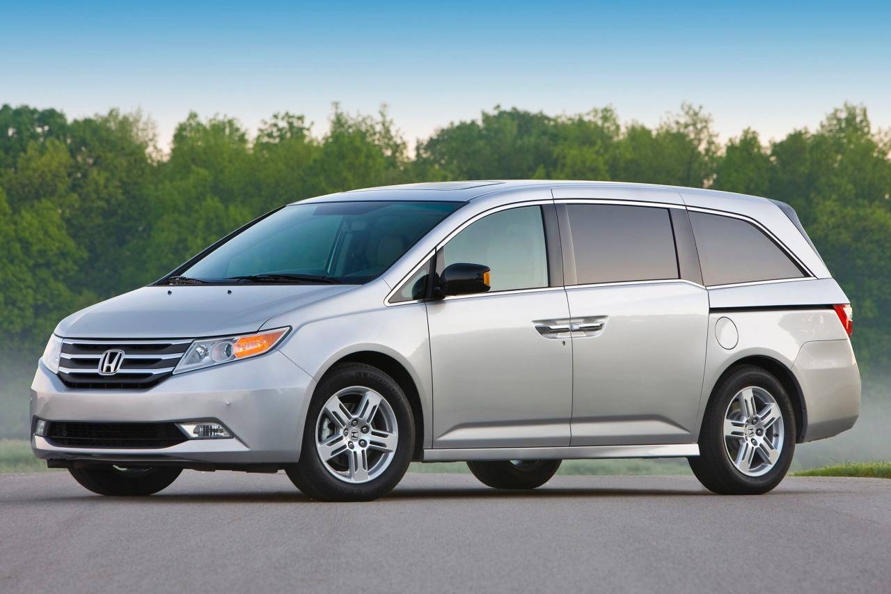 Honda Odyssey (North America) IV 2010 - now Minivan #2