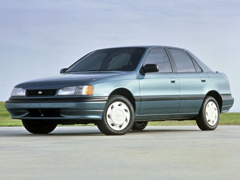 Hyundai Elantra I (J1) 1990 - 1995 Sedan #4