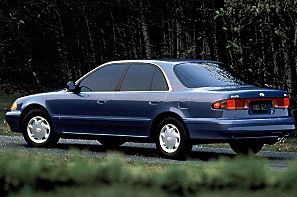 Hyundai Sonata III Restyling 1996 - 1998 Sedan #3