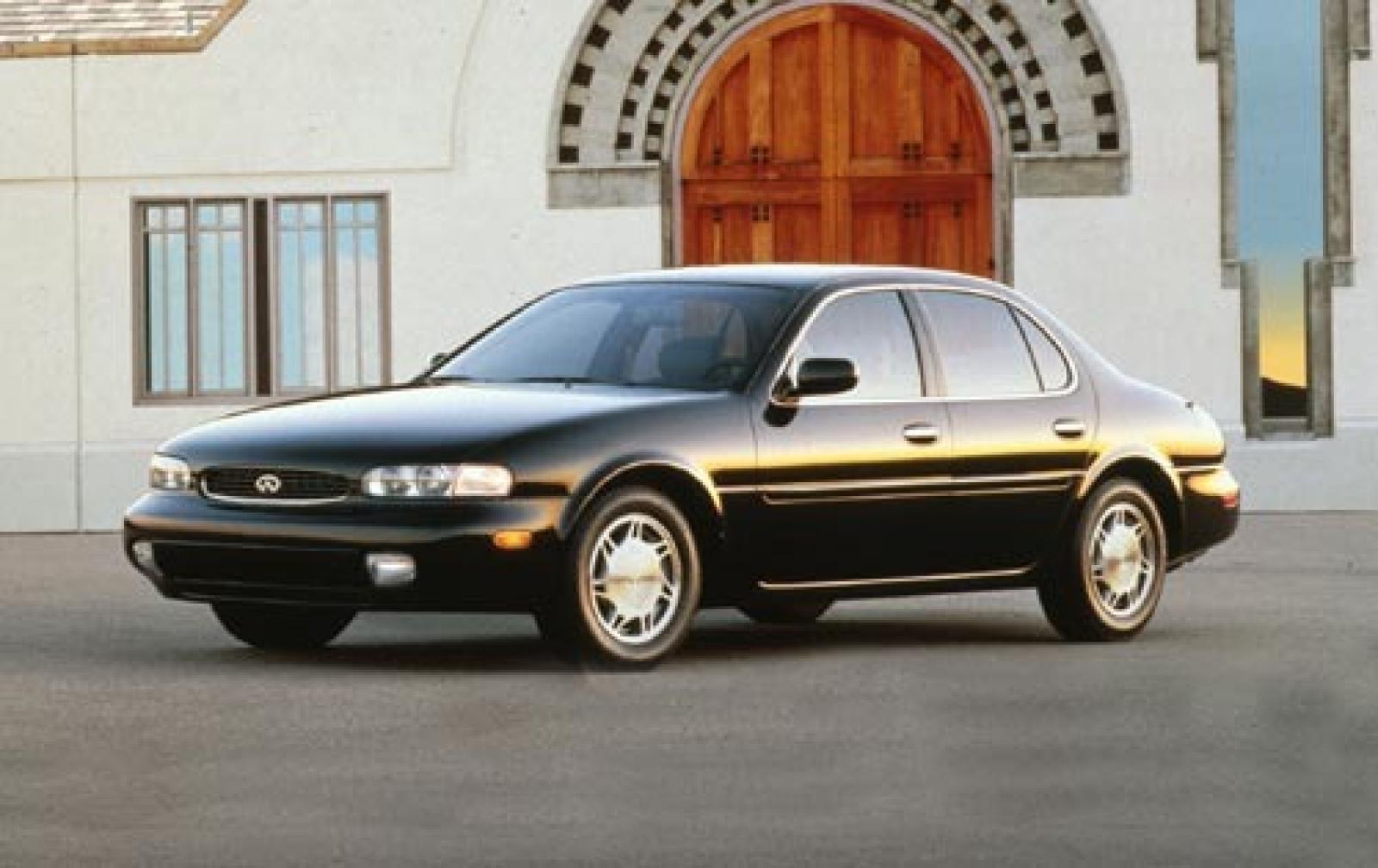 Infiniti I I 1995 - 1999 Sedan #1