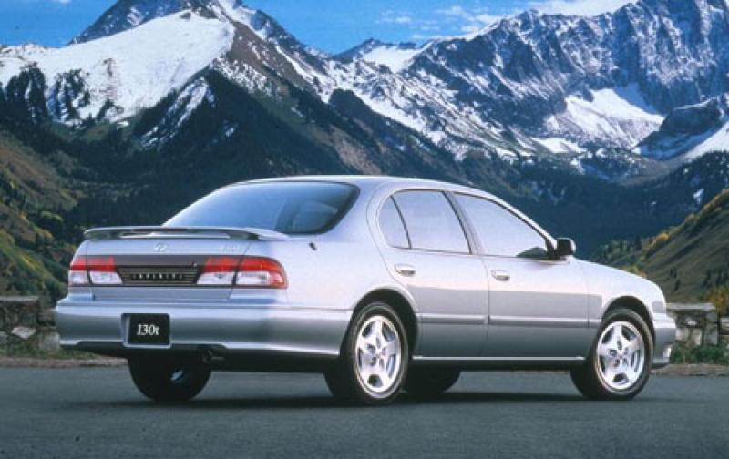 Infiniti I I 1995 - 1999 Sedan #4