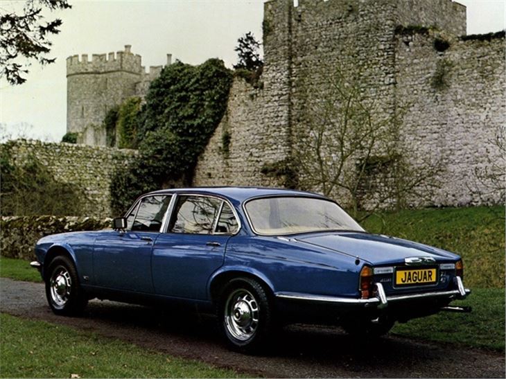 Jaguar XJ I (Series 2) 1973 - 1979 Sedan #5