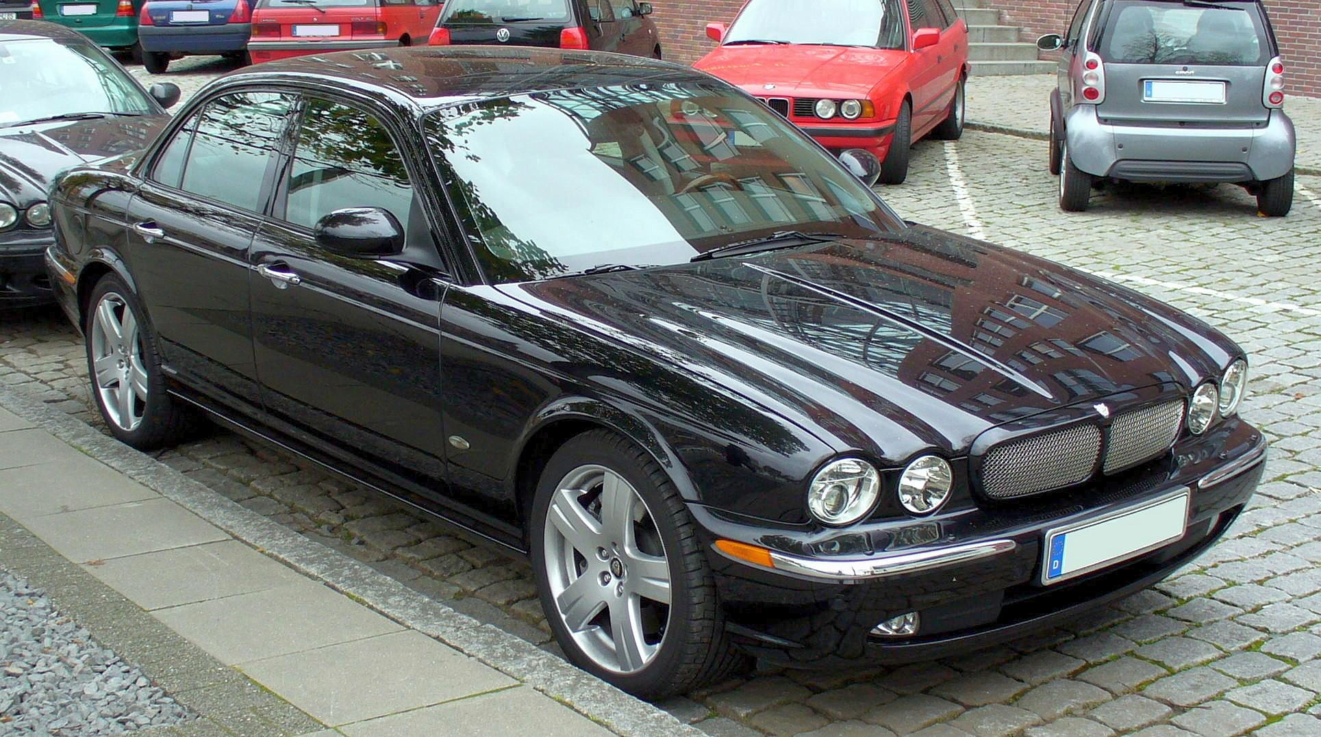 Jaguar XJR III (X350) 2003 - 2007 Sedan #6