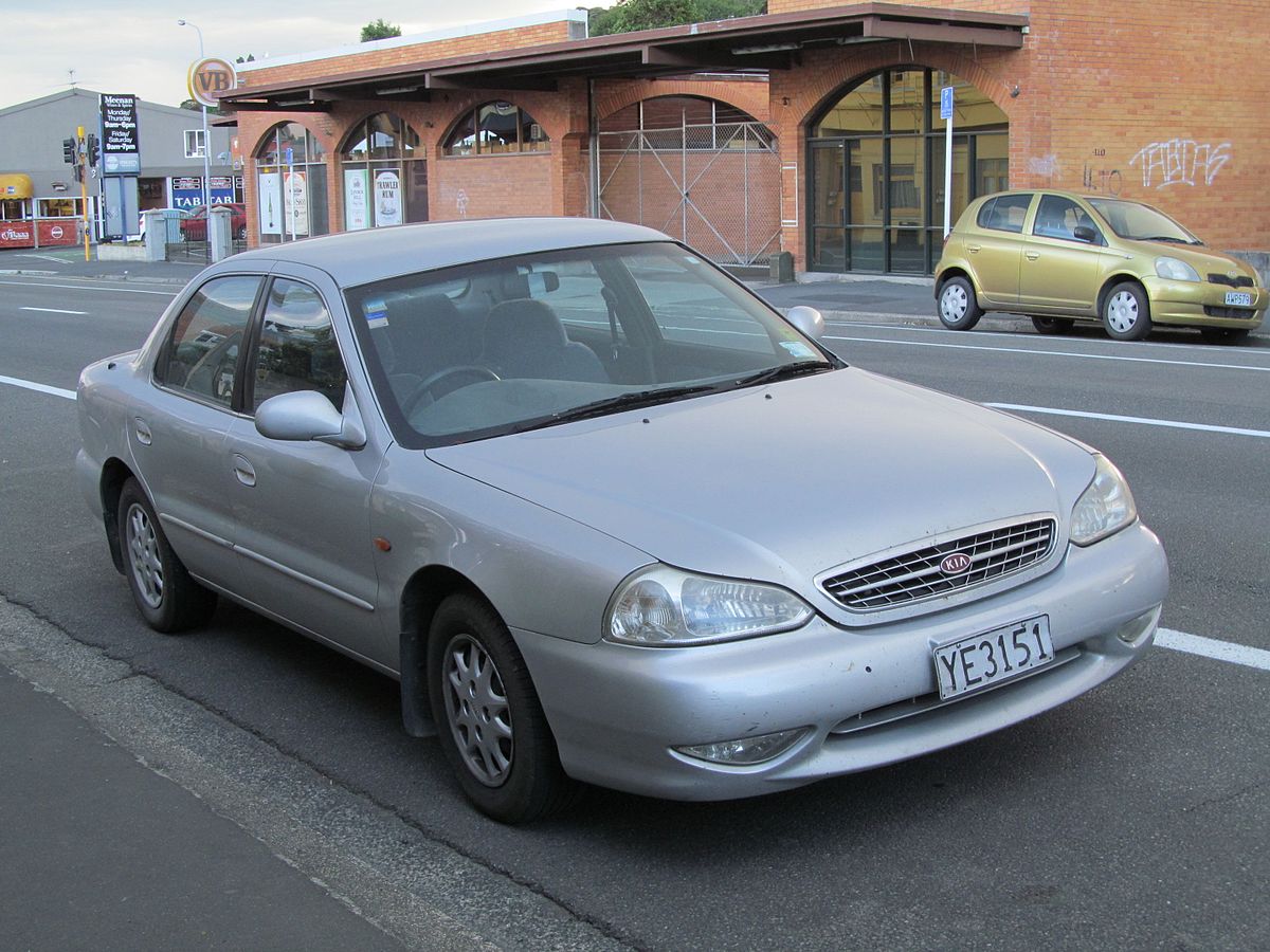 Kia Clarus II 1998 - 2001 Sedan #7