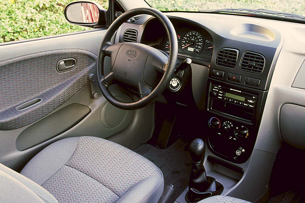 Kia Rio I 1999 - 2002 Hatchback 5 door #7