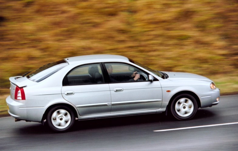 Kia Shuma Ii 2001 - 2004 Liftback :: Outstanding Cars
