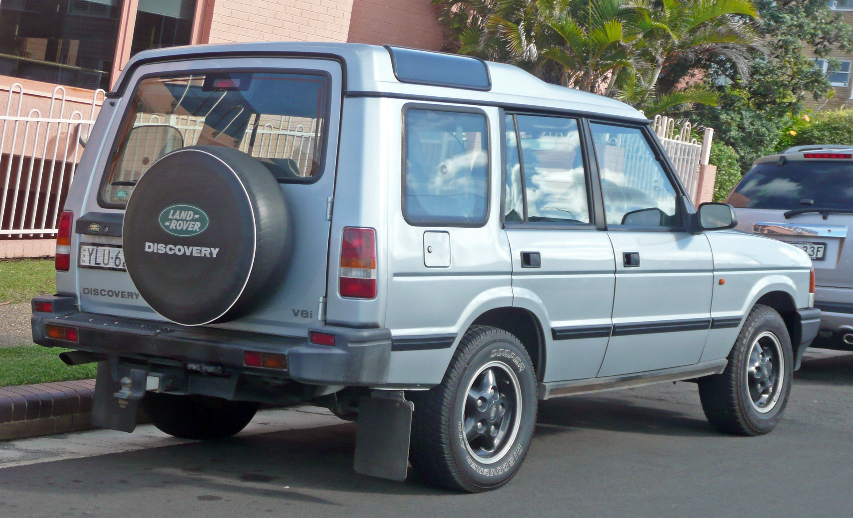 Land Rover Discovery I 1989 - 1998 SUV 5 door #3
