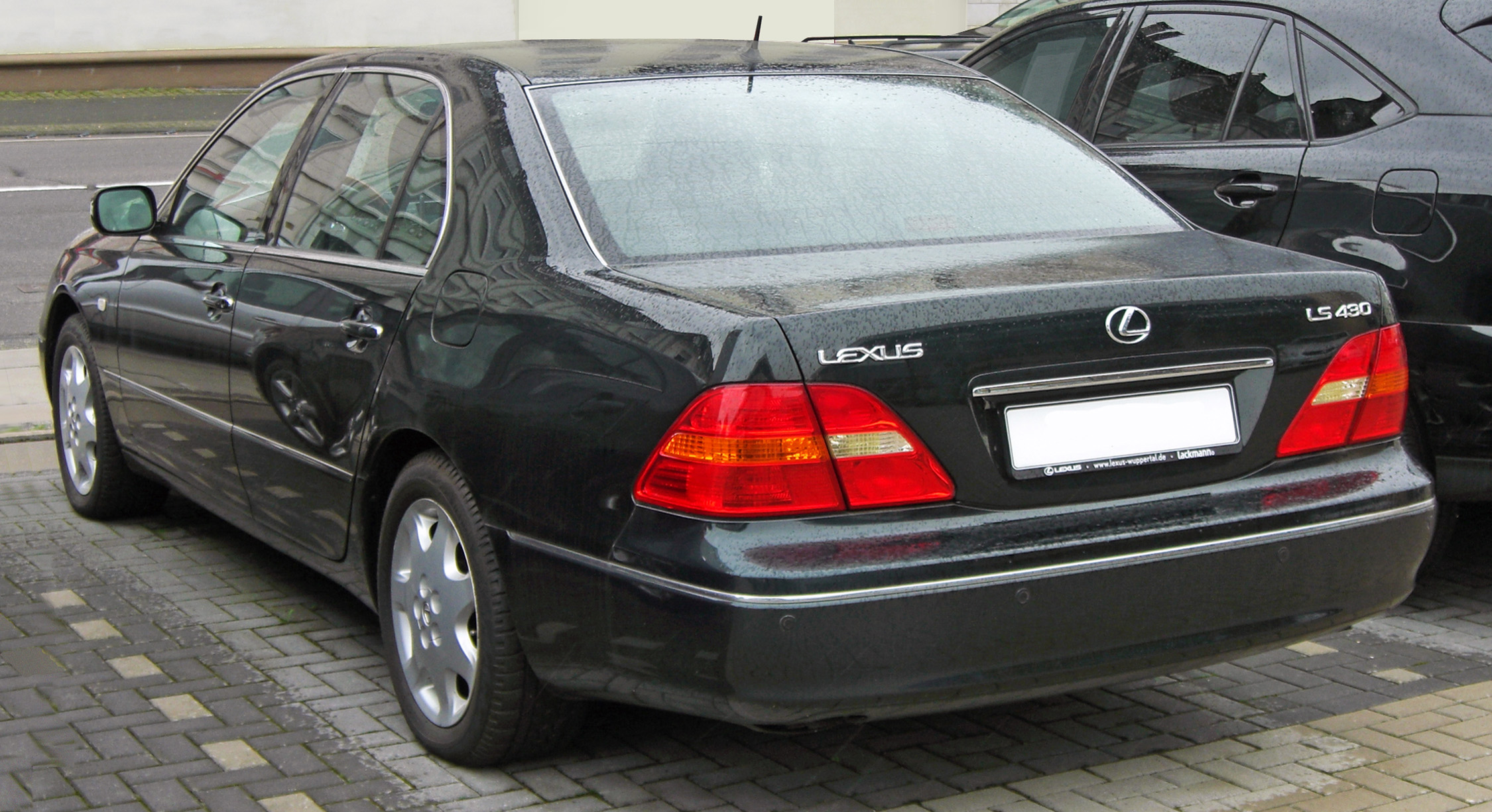 Lexus LS III 2000 - 2003 Sedan #2
