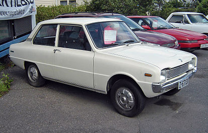 Mazda 1000 1967 - 1977 Sedan #2