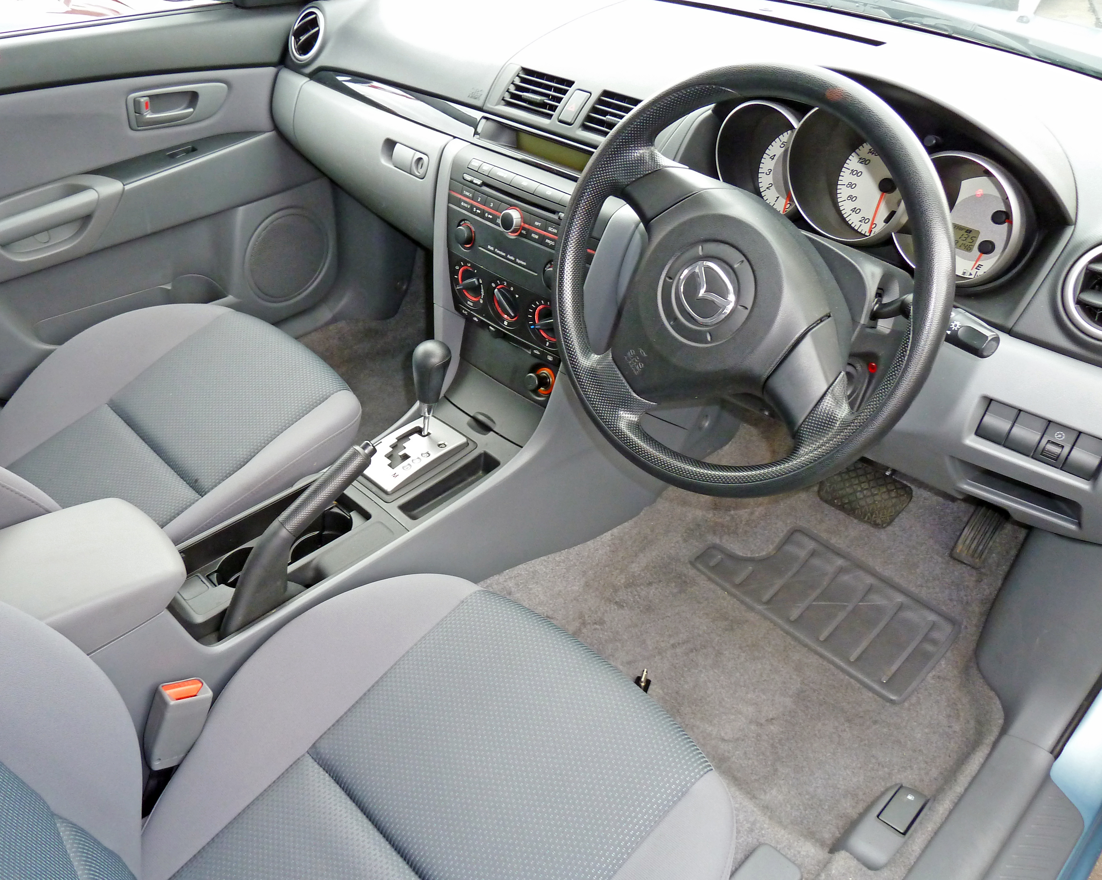 Mazda 3 I (BK) 2003 - 2006 Hatchback 5 door #3