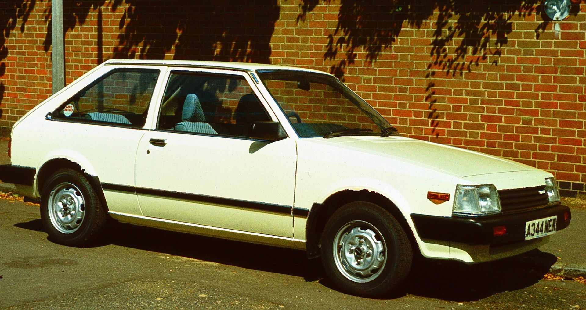 Mazda 323 II (BD) 1980 - 1985 Hatchback 3 door #6
